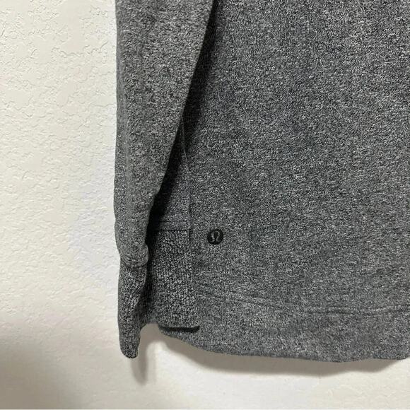 Lululemon Warm For Winter Hoodie Womens Size  6 Pullover Heathered Gray Black - Picture 8 of 9